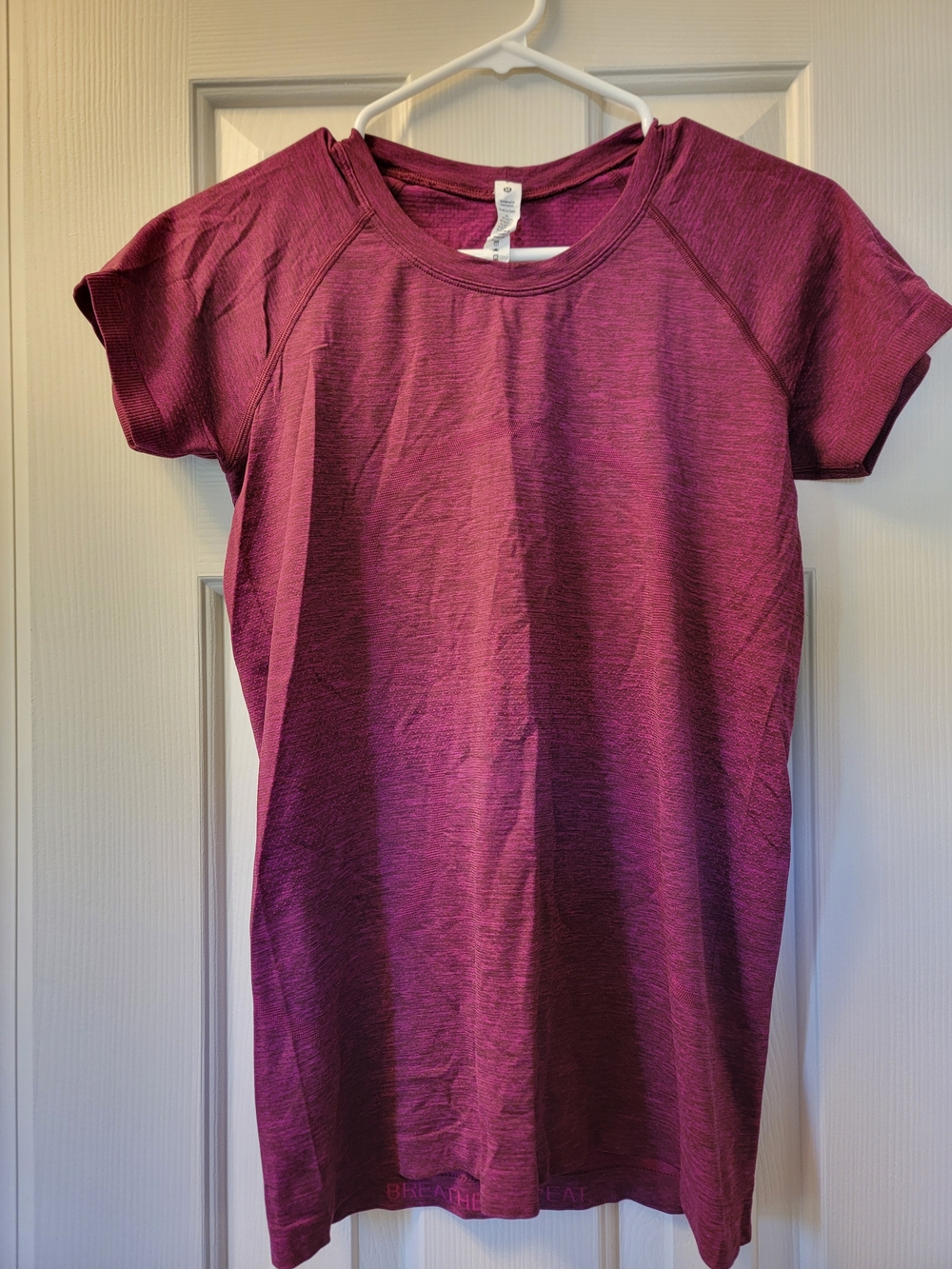 Lululemon Short Sleeve Tee - Size 8
